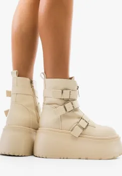 Ghete dama Carolt Bej imagine