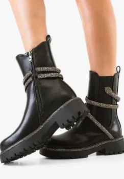 Ghete dama Jon Negre imagine