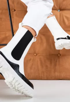 Ghete Dunkley Albe imagine