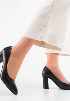 Pantofi Adas Negri imagine