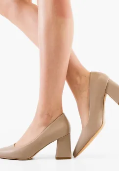 Pantofi cu toc Kanuy Bej imagine