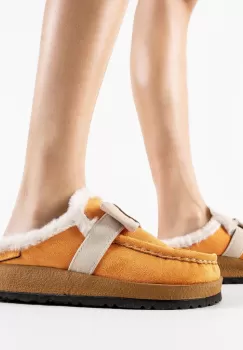 Papuci tip Ug Lajara Portocalii imagine