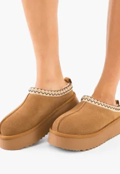 Papuci tip Ug Patch Camel imagine