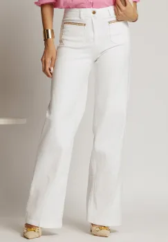 Blugi dama albi din denim cu croi evazat si aplicatii pe buzunare imagine