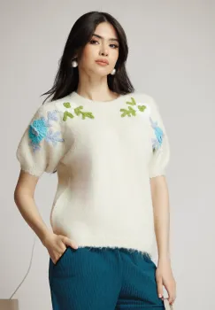Bluza casual din tricot ivory cu maneci scurte si broderie florala imagine