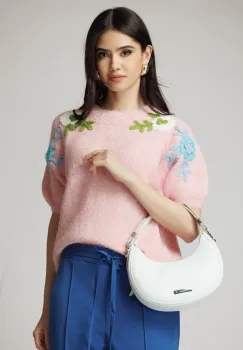 Bluza casual din tricot roz cu maneci scurte si broderie florala imagine