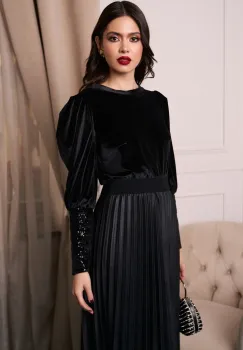 Bluza DY Fashion eleganta din catifea neagra cu mansete din paiete imagine
