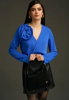 Bluza MBG eleganta din voal albastra cu floare maxi pe bust imagine