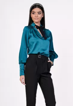Bluza Moze verde smarald cu funda la decolteu imagine