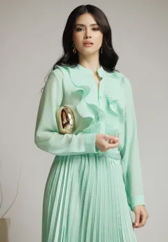 Camasa eleganta din voal verde mint cu volan pe bust imagine