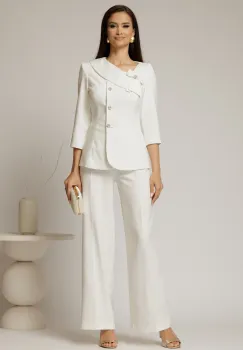 Compleu DY Fashion alb din sacou cu funda si nasturi perla si pantaloni imagine