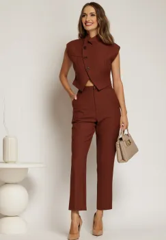 Compleu DY Fashion caramiziu cu pantaloni si vesta cu nasturi asimetrici imagine