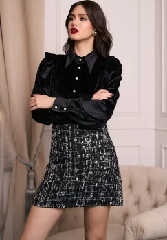 Fusta Simona din tweed neagra cu paiete si curea in talie imagine