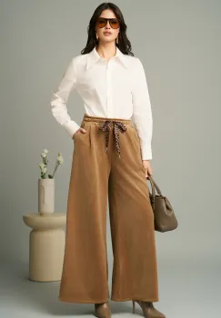 Pantaloni casual din catifea maro cu snur in talie imagine