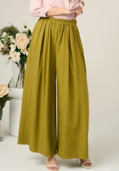 Pantaloni casual din viscoza verde olive evazati imagine