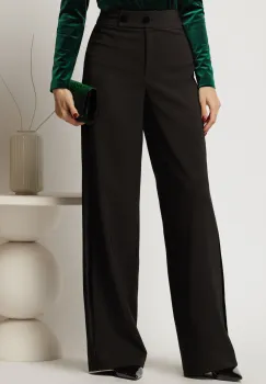 Pantaloni dama negri evazati cu vipusca din catifea imagine