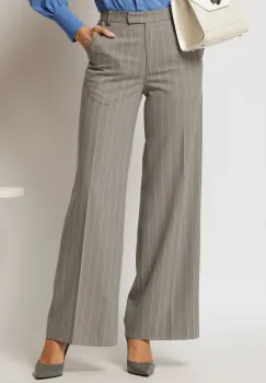Pantaloni DY Fashion lungi gri cu dungi din stofa si croi lejer imagine
