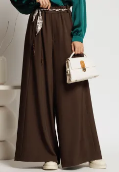 Pantaloni maro cu croi larg si esarfa in talie imagine
