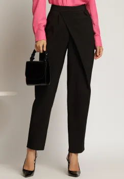 Pantaloni negri cu pliu petrecut imagine