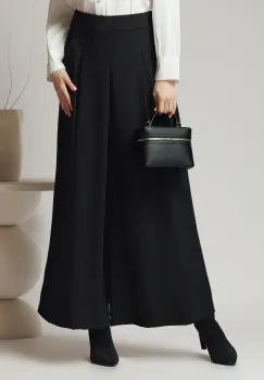 Pantaloni office din crep negri evazati cu pliuri imagine