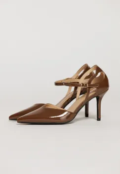Pantofi eleganti maro aspect lucios cu bareta si decupaj lateral imagine