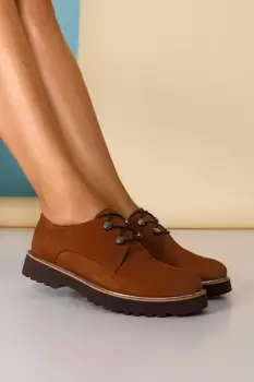 Pantofi Lara maro cu detalii argintii pe talpa si inchidere cu sireturi