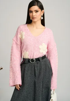 Pulover casual din tricot roz cu flori brodate imagine