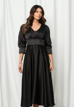 Rochie Andrada neagra cu strasuri si perlute in talie si la maneci imagine