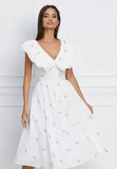 Rochie DY Fashion alba din ghipura cu flori lila si volane la bust imagine