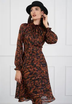 Rochie DY Fashion maro cu imprimeuri caramizii si guler incretit imagine