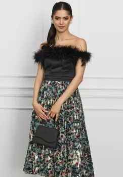 Rochie DY Fashion neagra cu imprimeu pe fusta si pene la bust imagine