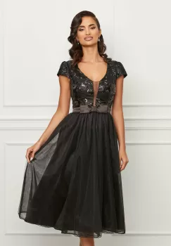 Rochie MBG neagra cu broderie la bust si funda in talie imagine