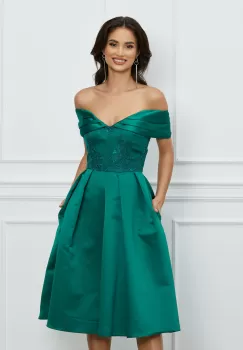 Rochie MBG verde cu umeri goi si paiete pe bust imagine
