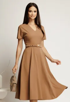 Rochie midi bej din stofa subtire cu croi clos si curea in talie imagine