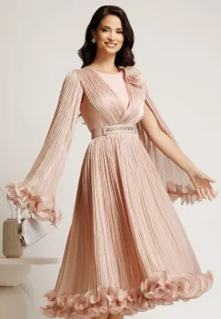 Rochie midi roz din voal satinat in clos cu floare la bust si curea din strasuri in talie imagine