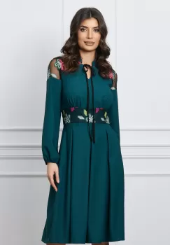 Rochie Moze verde cu broderie florala rosie imagine
