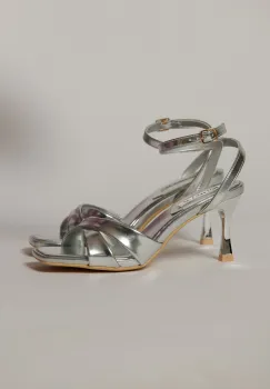 Sandale elegante argintii din piele ecologica cu barete in forma de x imagine