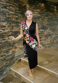 Rochie 422 neagra Effect imagine