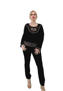 Bluza neagra cu broderie - Cati 3 imagine