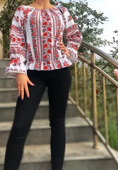 Bluza stilizata cu motive traditionale Daniela imagine
