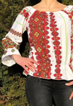 Bluza stilizata cu motive traditionale Daniela 9 imagine