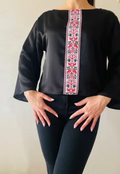 Bluza stilizata cu motive traditionale Ionica 2 imagine