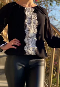 Bluza stilizata cu motive traditionale Stefania imagine