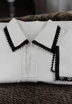 Camasa alba barbateasca cu dantela neagra imagine