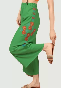 Pantaloni de vara cu broderie verzi imagine