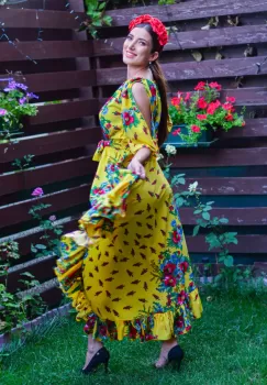 Rochie eleganta asimetrica cu motive florale - Geta imagine