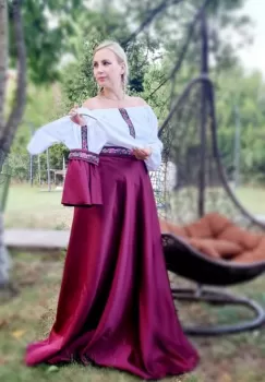 Rochie stilizata cu motive traditionale lunga Margareta 3 imagine