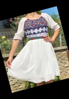 Rochie stilizata cu motive traditionale Magdalena imagine