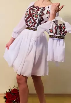 Rochie stilizata cu motive traditionale Magduta 2 imagine