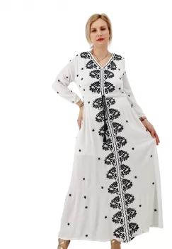 Rochie Traditionala cu broderie Sabina 3 imagine